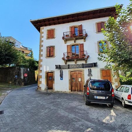 Hostal Ansonea Bera  Exterior photo