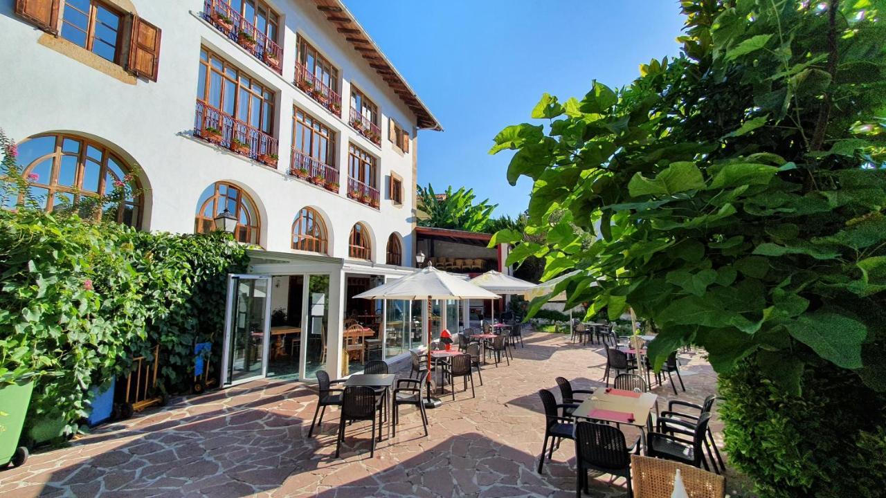 Hostal Ansonea Bera  Exterior photo
